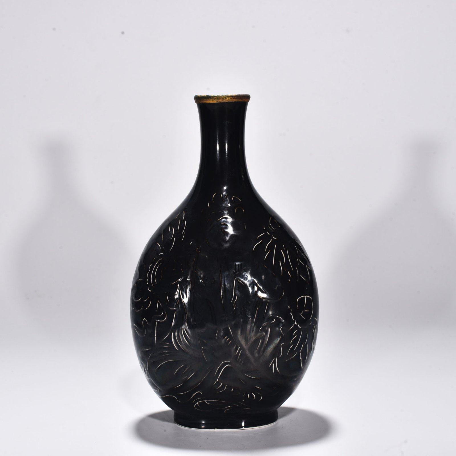 Song Dynasty Heiding character pattern vase