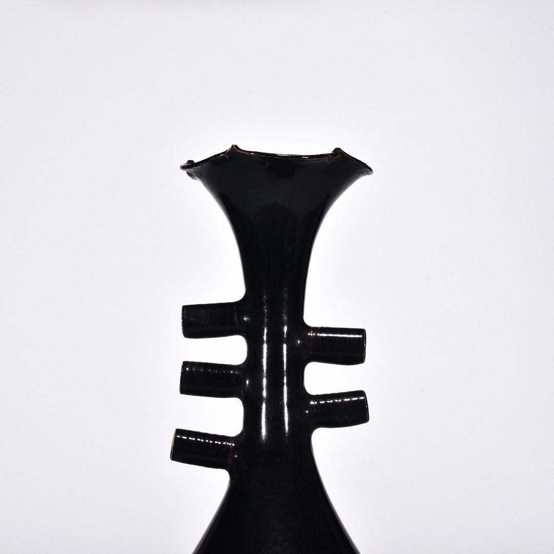 Song Dynasty Black Dinghua Mouth Jade Huchun Large Vase