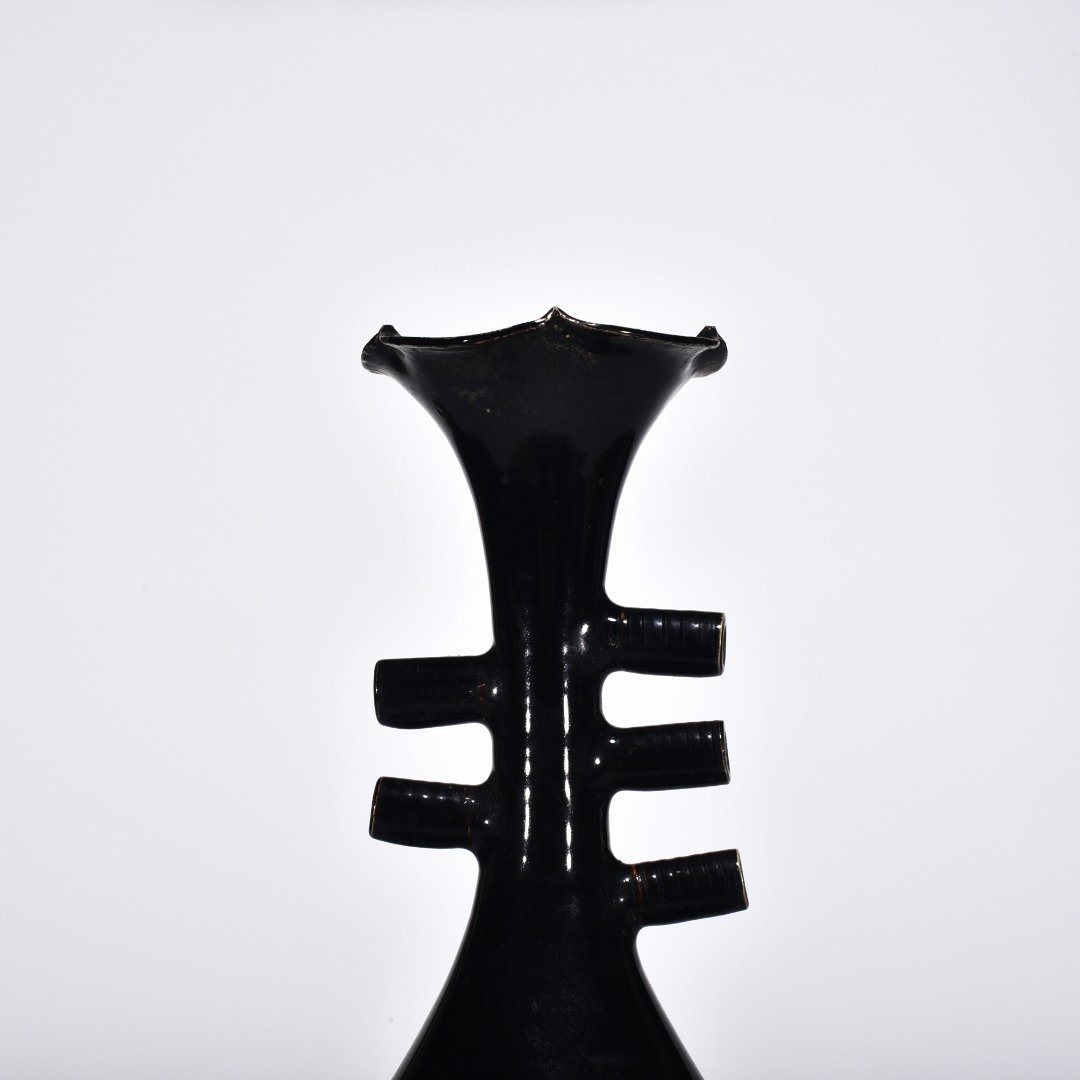 Song Dynasty Black Dinghua Mouth Jade Huchun Large Vase