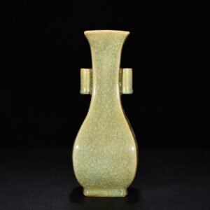 Song Dynasty Longquan Kiln Ice-cracked flower vase
