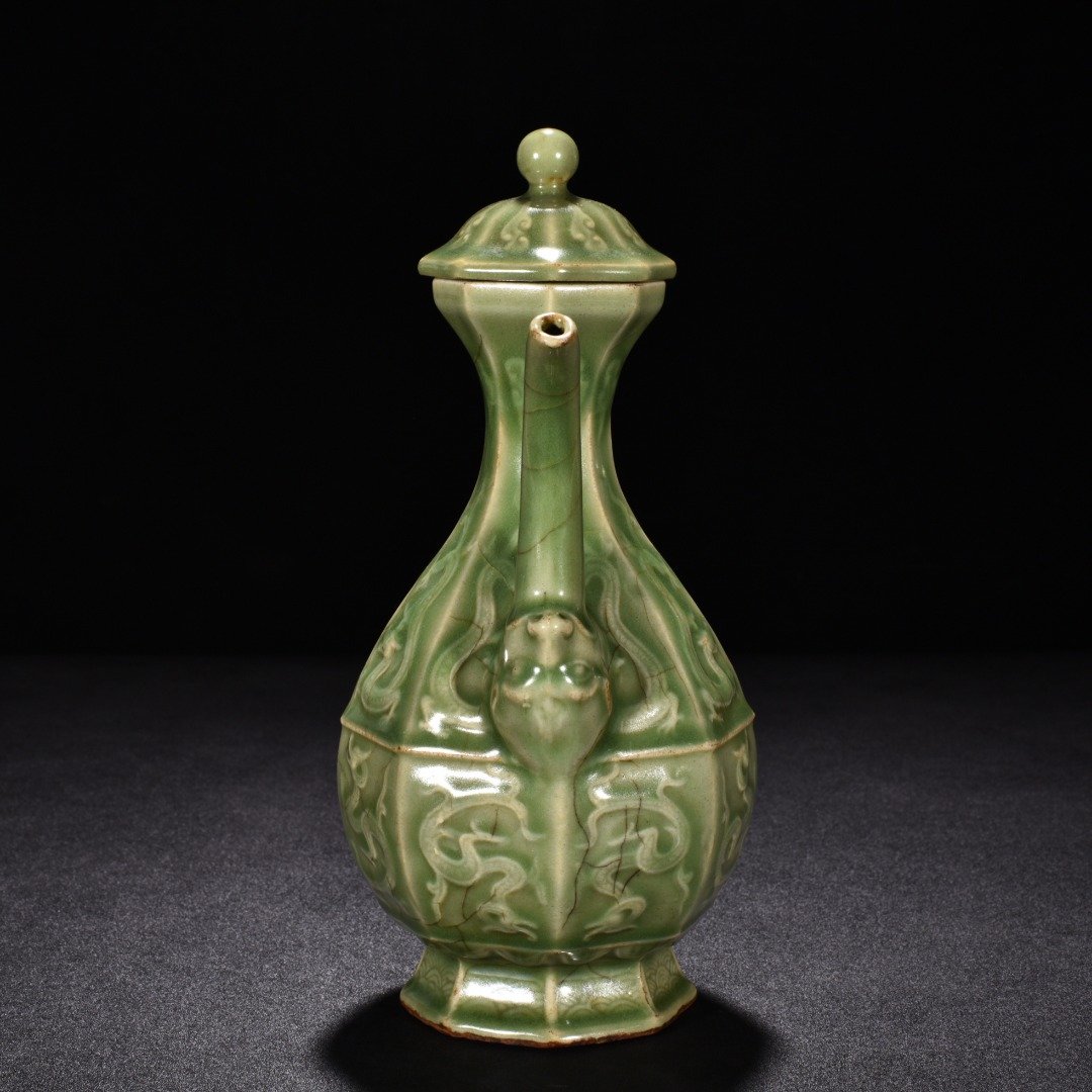 Song Dynasty Longquan kiln plum green glaze octagonal teapot with chilong pattern