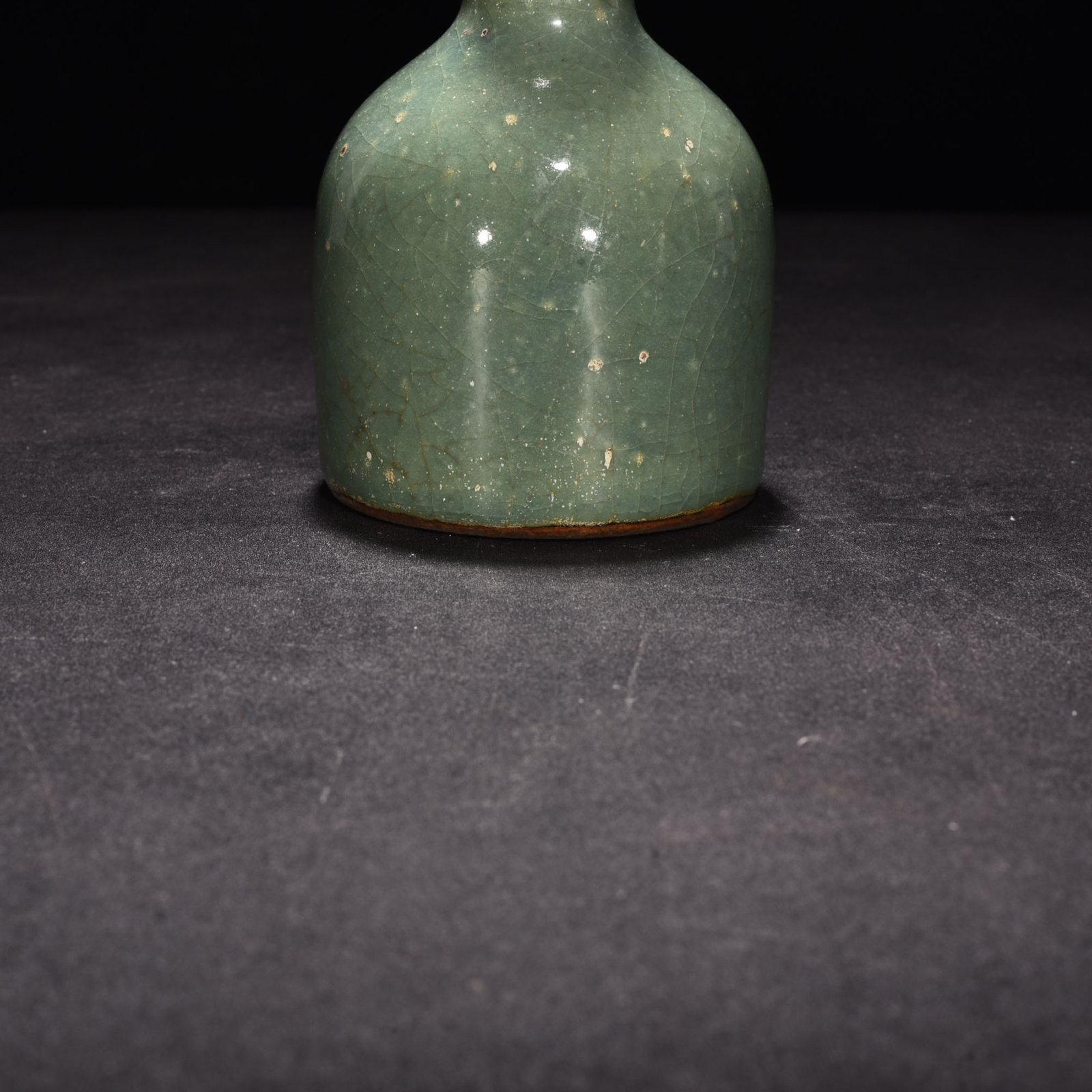 Song Dynasty Longquan Kiln Plum celadon glaze and gilded rattle
