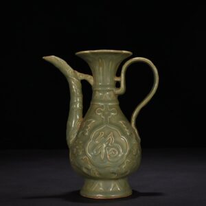 Song Dynasty Longquan kiln plum green glaze Fushou ewer