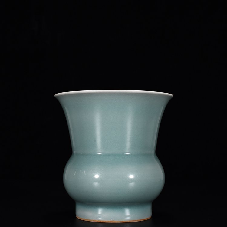 Song Dynasty Longquan kiln pink celadon glaze slag bucket