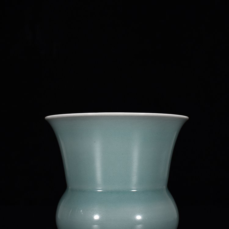 Song Dynasty Longquan kiln pink celadon glaze slag bucket