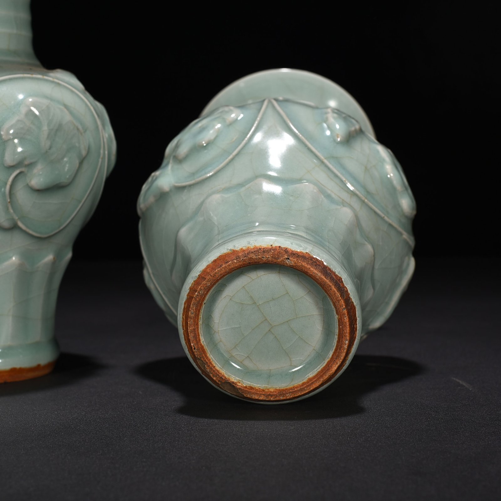 Song Dynasty Longquan kiln pink celadon glaze and plastic wrapped peony pattern vase