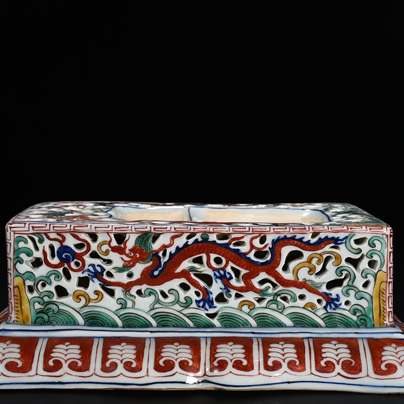 Ming Dynasty Wanli blue and white multicolored hollow dragon pattern inkstone