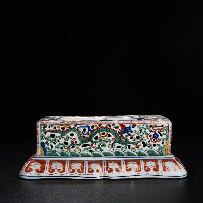Ming Dynasty Wanli blue and white multicolored hollow dragon pattern inkstone