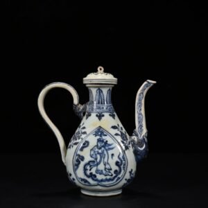 Ming Dynasty Wanli blue and white figure pattern holding pot