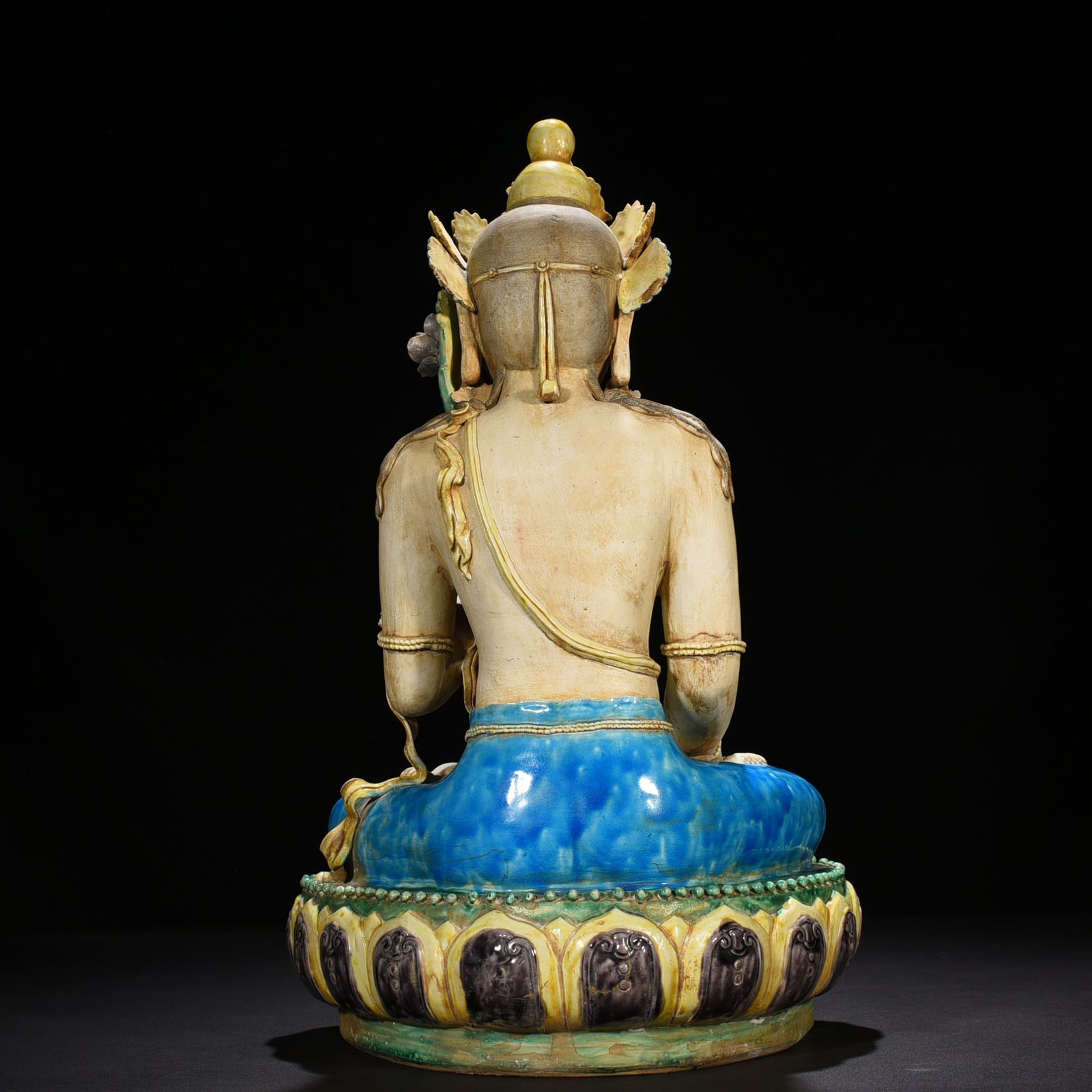Ming Dynasty Jiajing Su three-color Guanyin Buddha statue