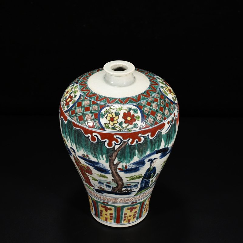 Ming Dynasty Jiajing blue and white plum vase with colorful figure pattern