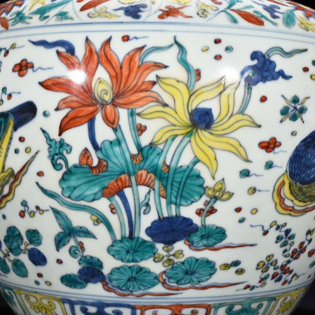Ming Dynasty Jiajing Blue and White Colorful Lotus Pond Jar