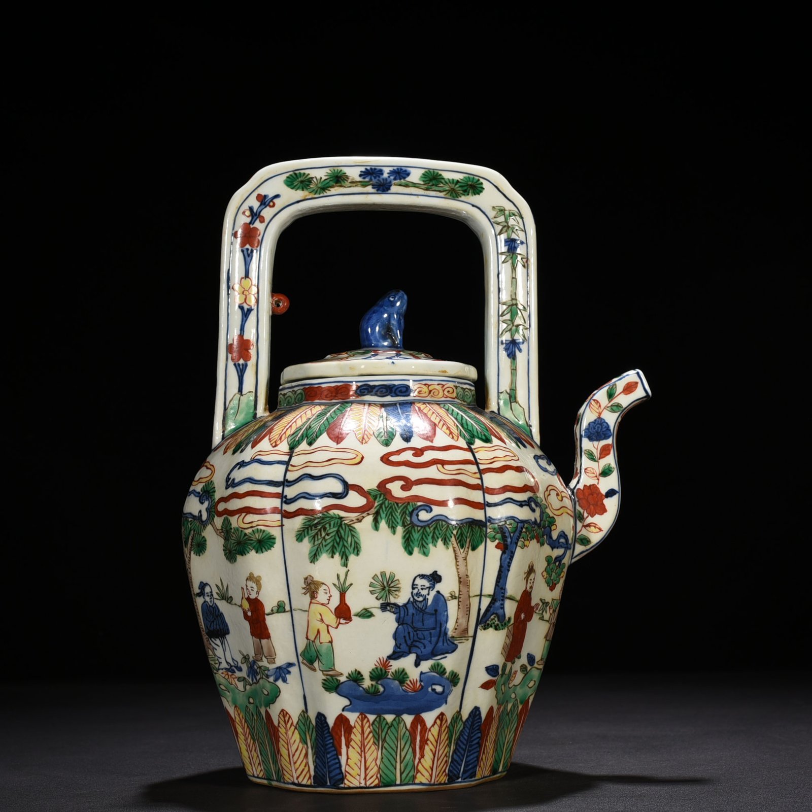 Ming Dynasty Jiajing blue and white multicolored Taoist figure teapot