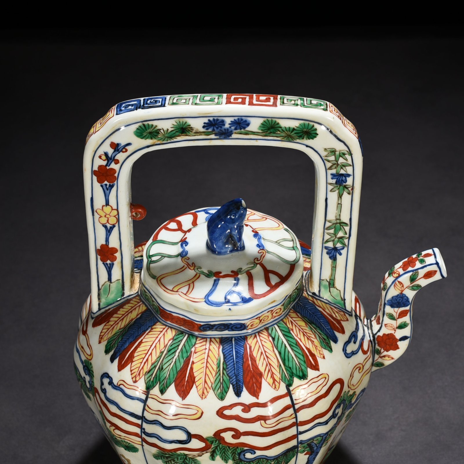 Ming Dynasty Jiajing blue and white multicolored Taoist figure teapot