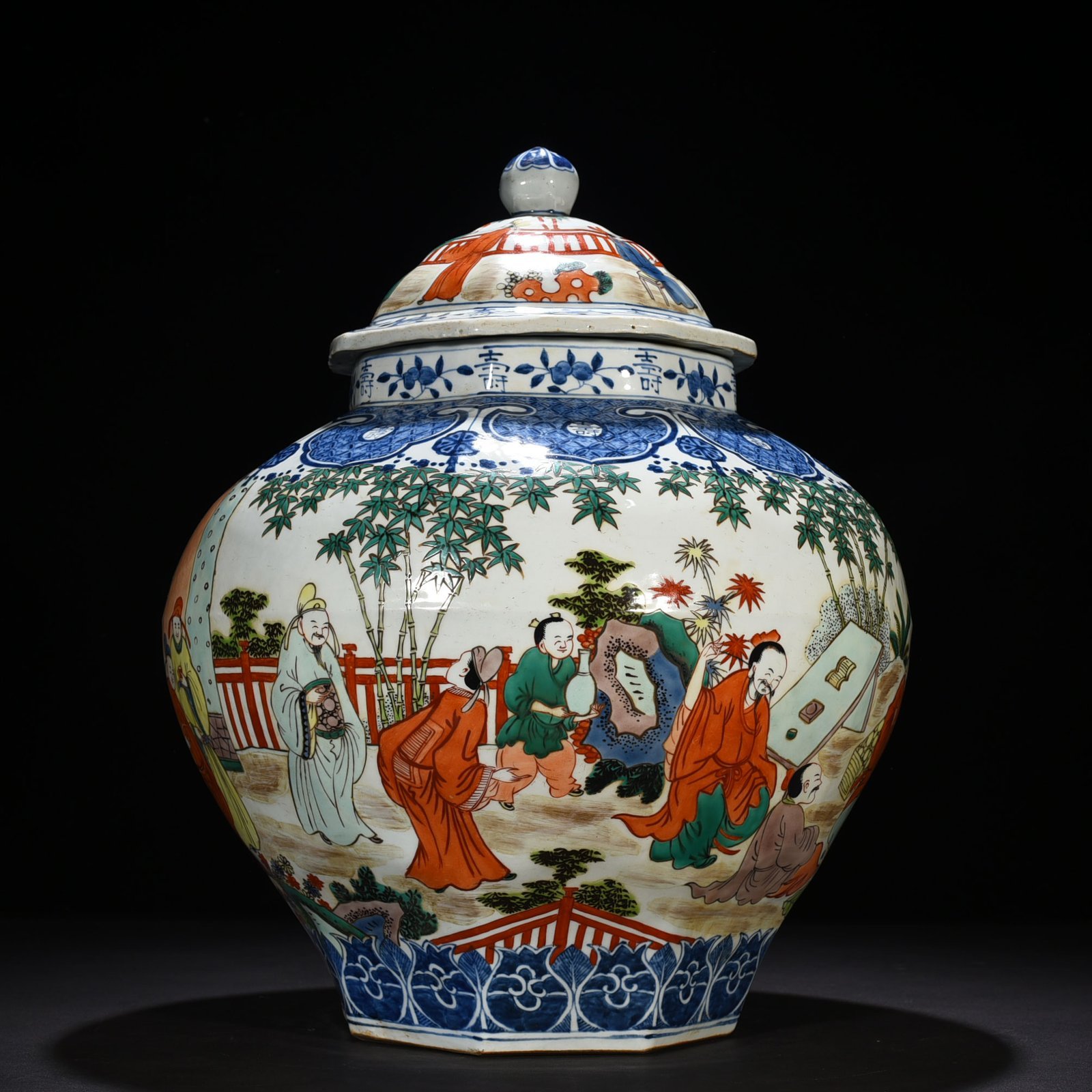 Ming Dynasty Jiajing blue and white multicolored Taoist figure pattern Bafang General jar