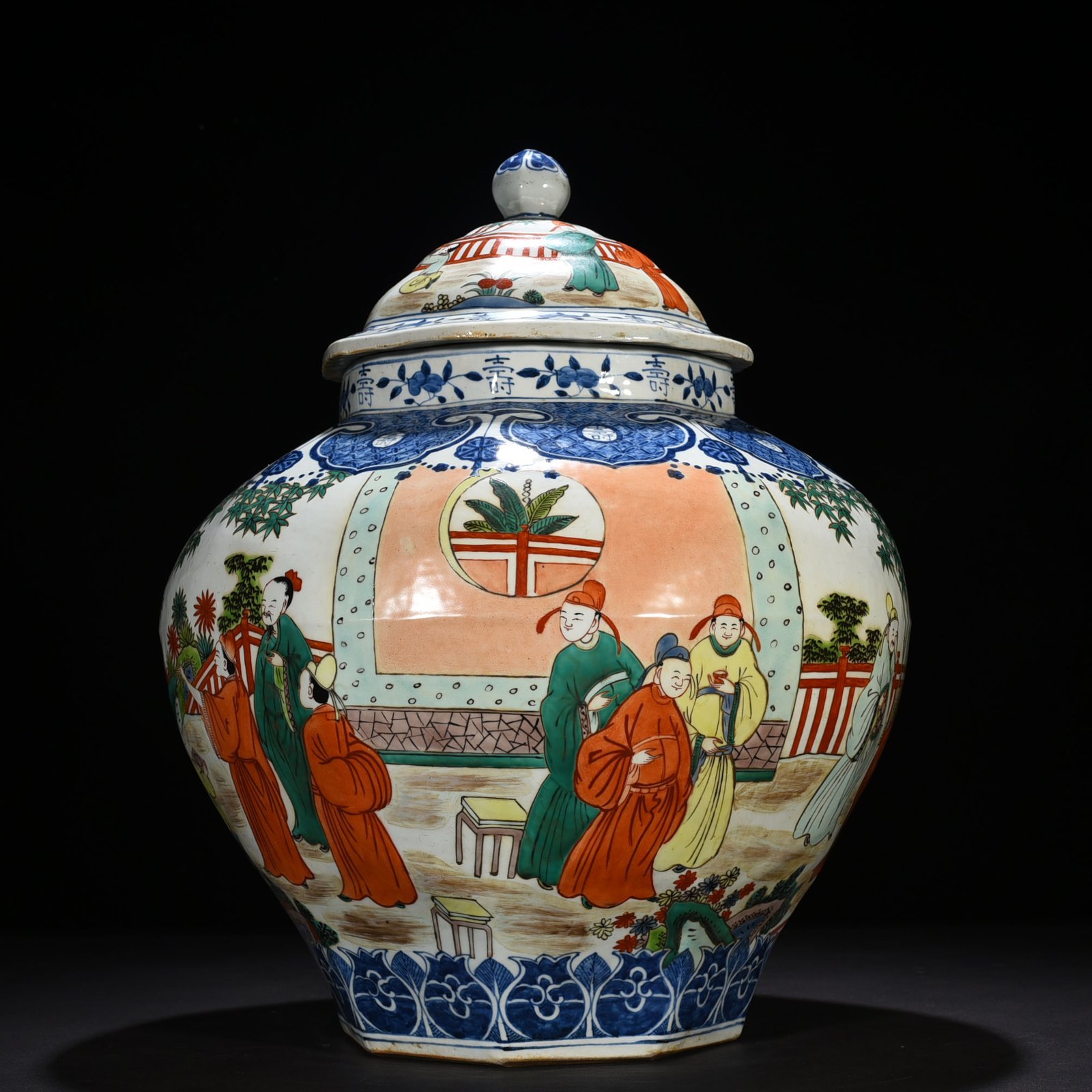 Ming Dynasty Jiajing blue and white multicolored Taoist figure pattern Bafang General jar