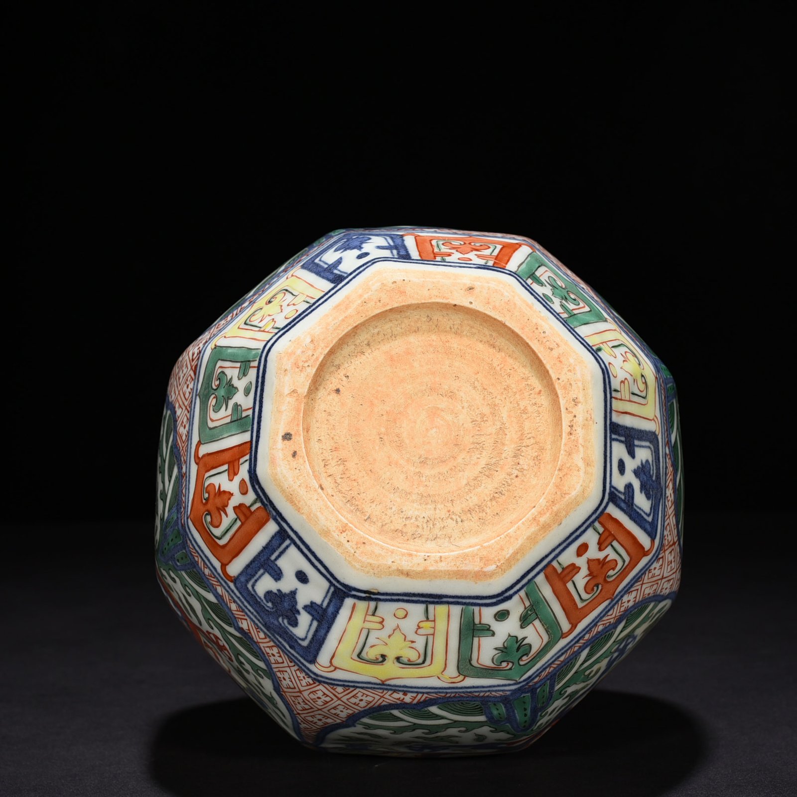 Ming Dynasty Jiajing blue and white multicolored dragon pattern eight-way celestial vase