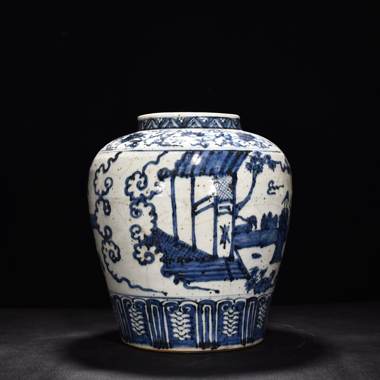 Ming Dynasty Jiajing blue and white figure pattern jar