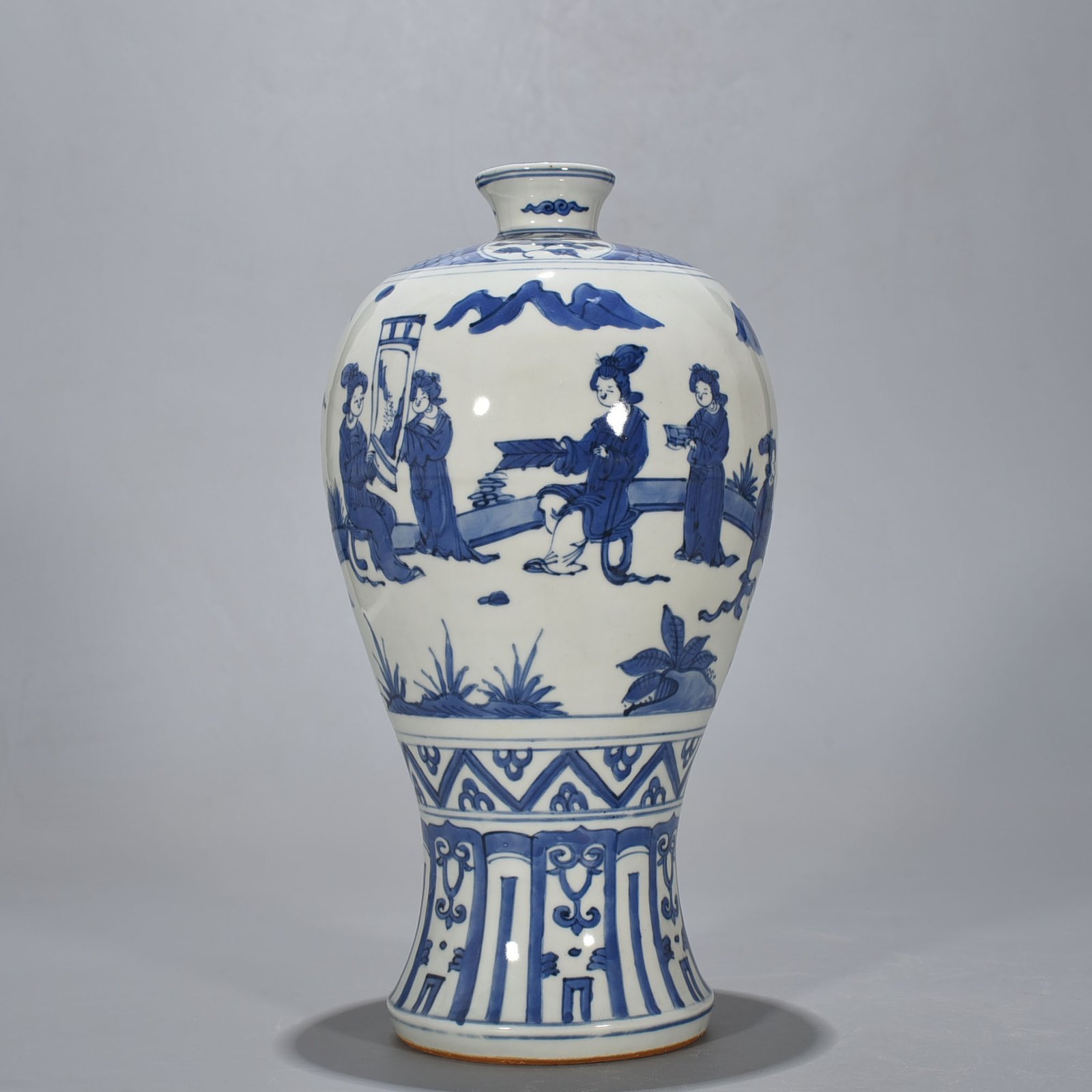 Ming Dynasty Jiajing blue and white lady vase with figure pattern