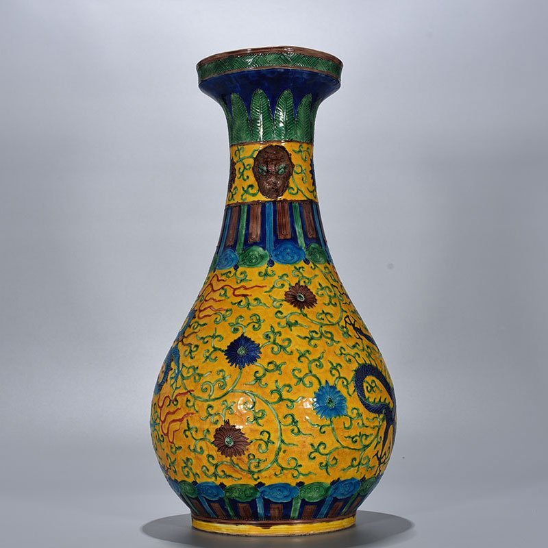 Ming Dynasty Jiajing yellow ground enamel pan-mouth vase