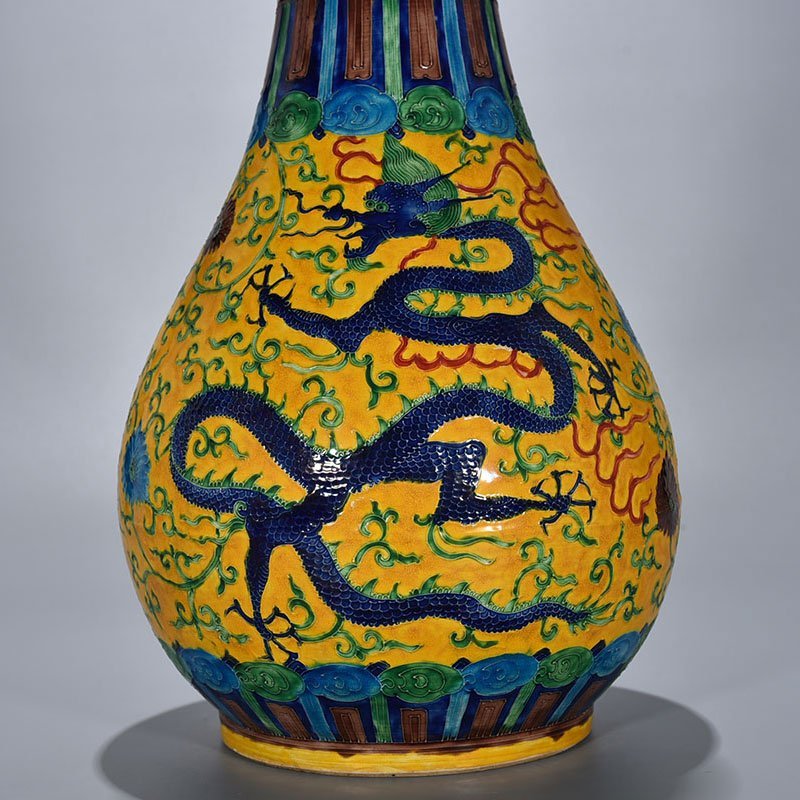 Ming Dynasty Jiajing yellow ground enamel pan-mouth vase