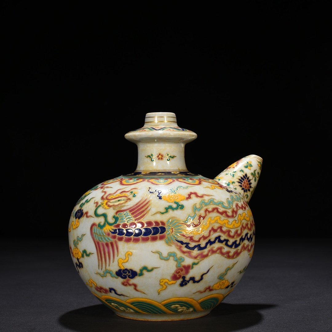 Ming Dynasty Xuande five-color gold-plated military holder