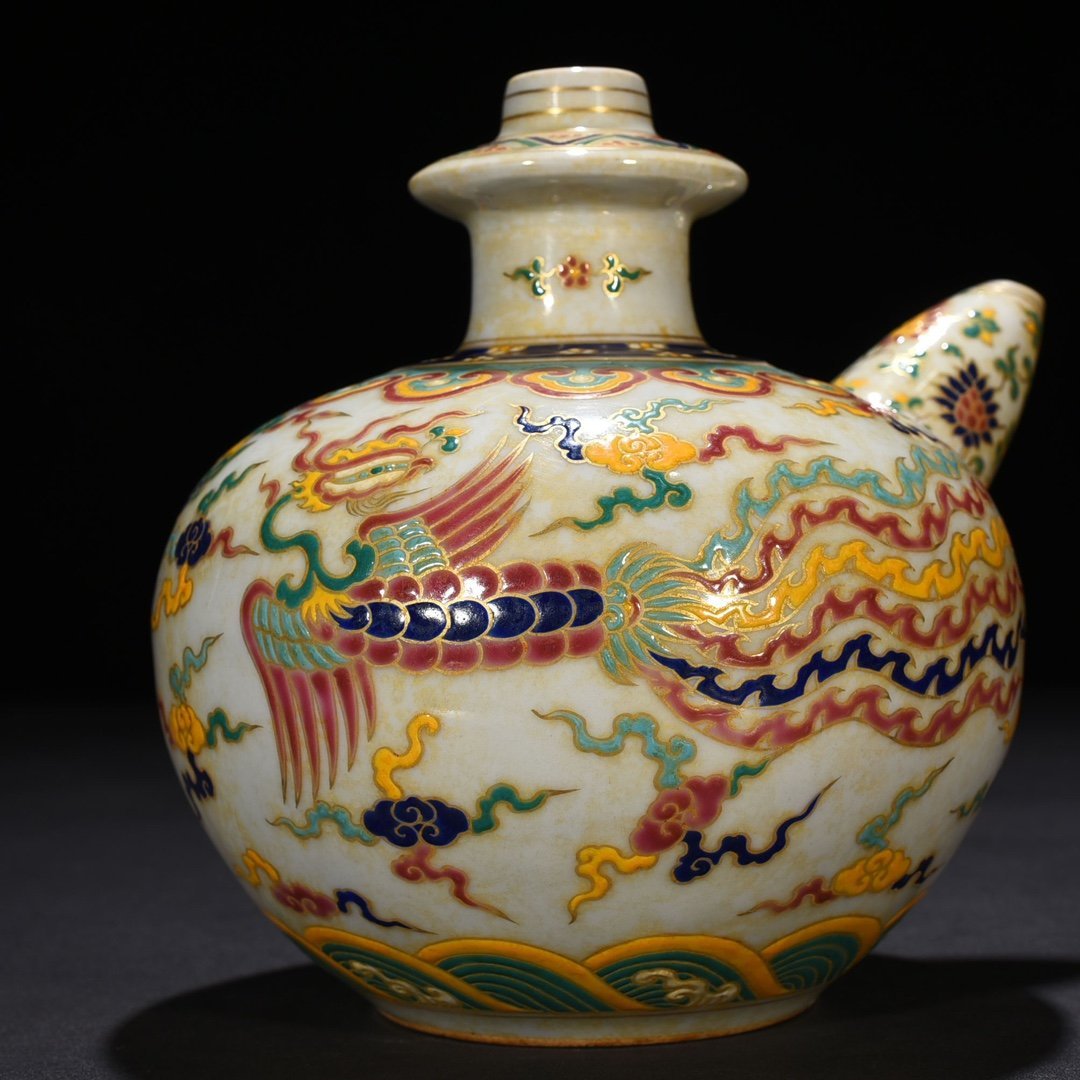 Ming Dynasty Xuande five-color gold-plated military holder