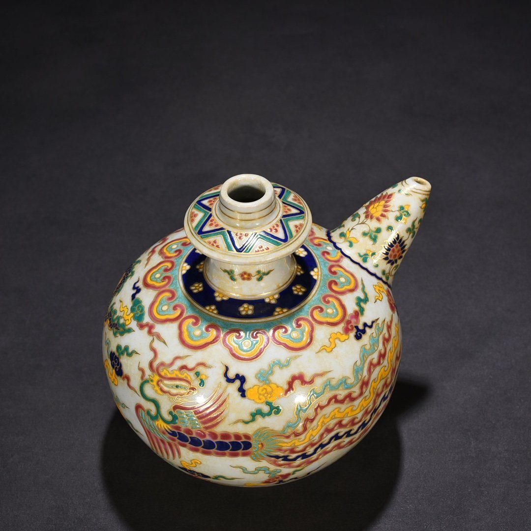 Ming Dynasty Xuande five-color gold-plated military holder