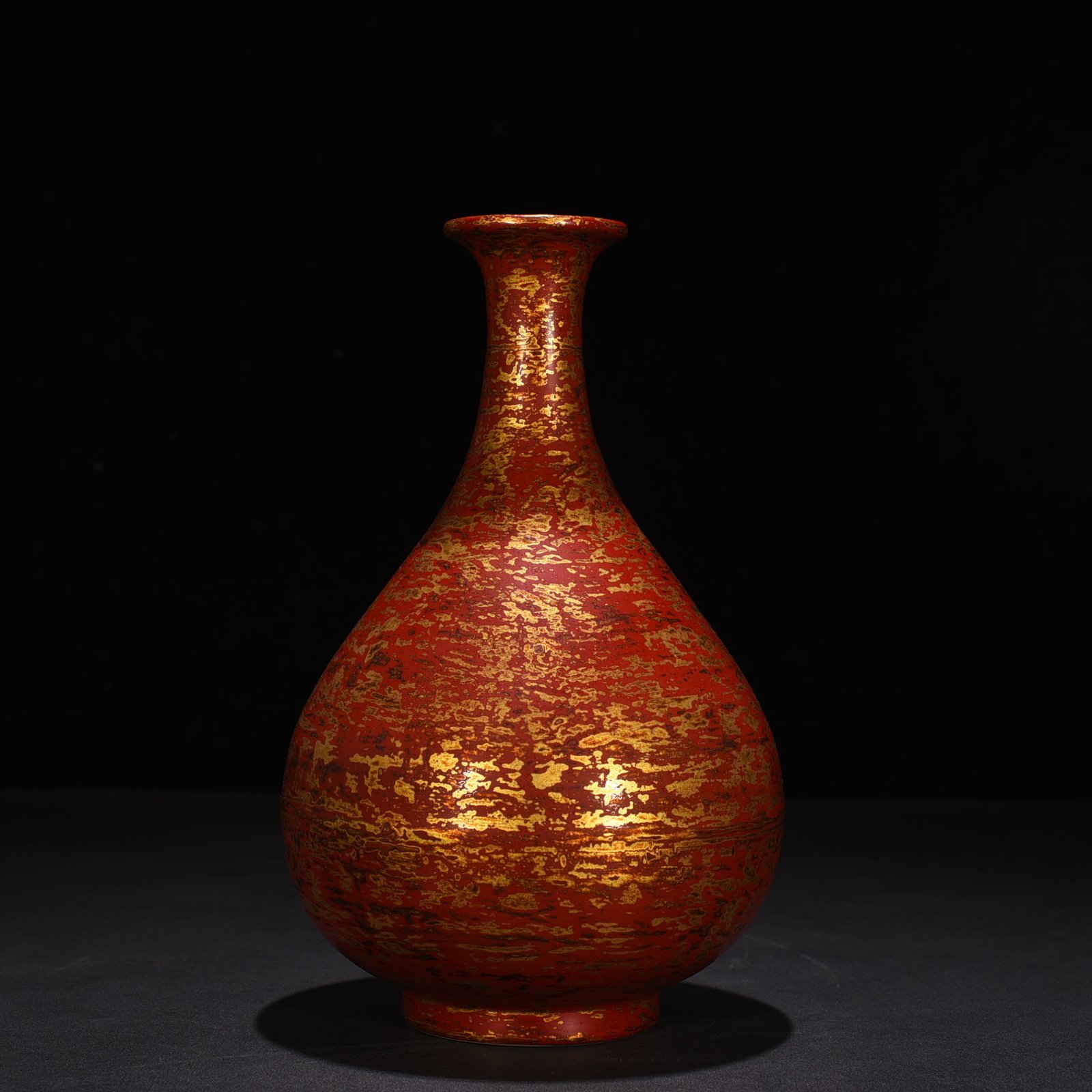 Ming Dynasty Xuande lacquer bronze jade pot spring vase