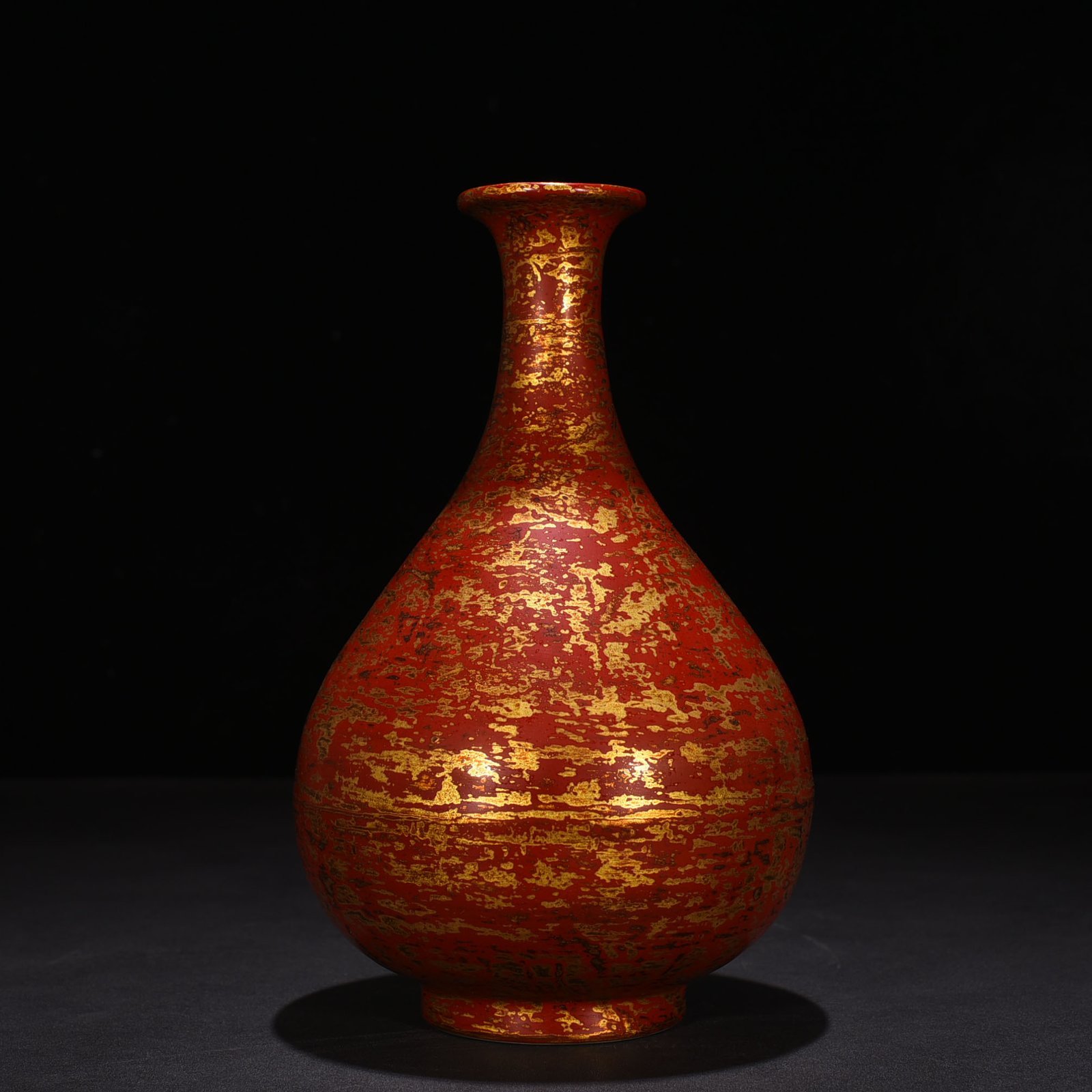 Ming Dynasty Xuande lacquer bronze jade pot spring vase