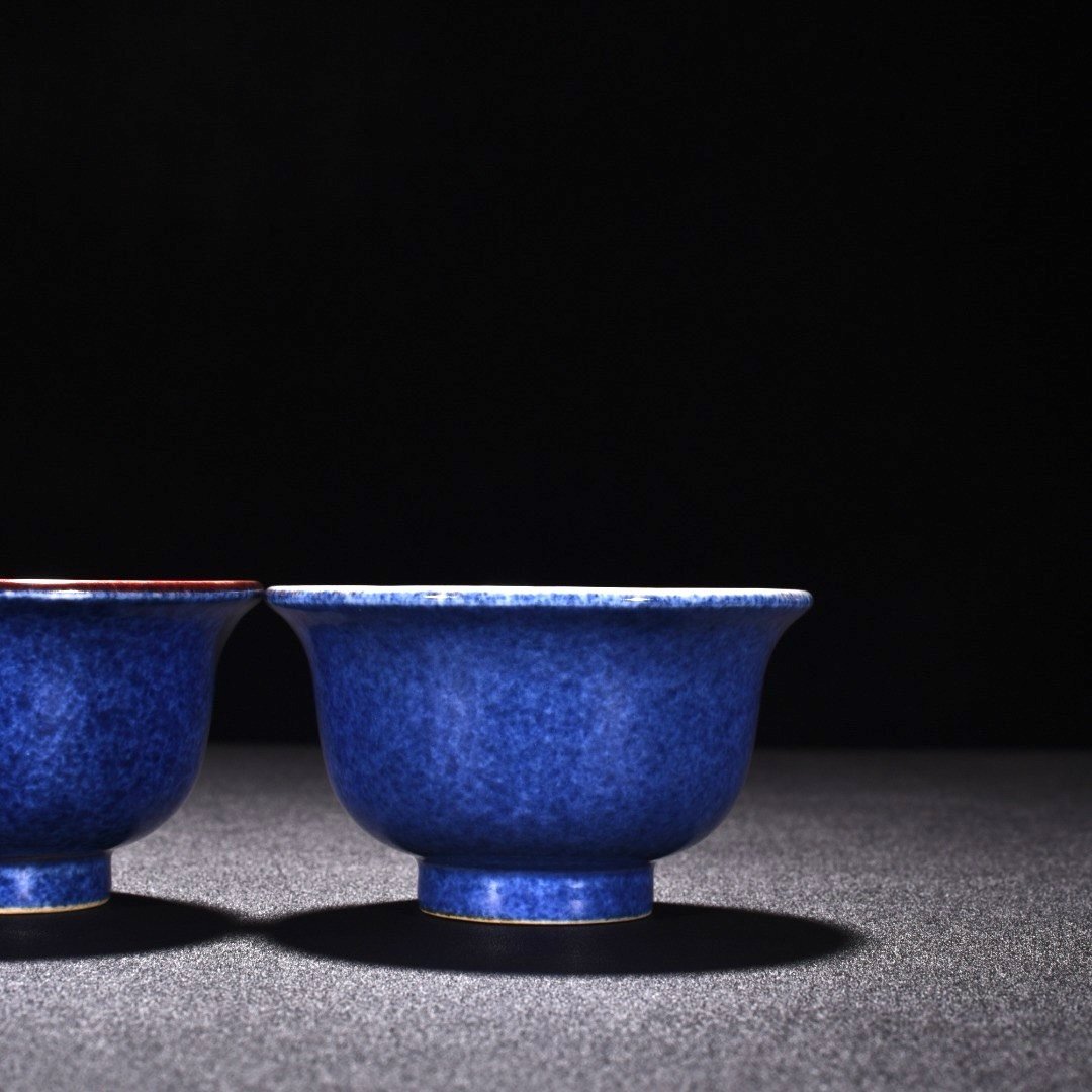 Ming Dynasty Xuande blue and red glaze hand cup
