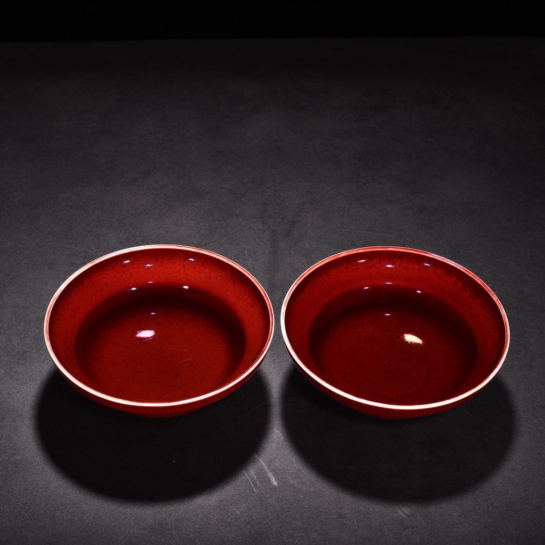Ming Dynasty Xuande memorial red glaze folded bowl