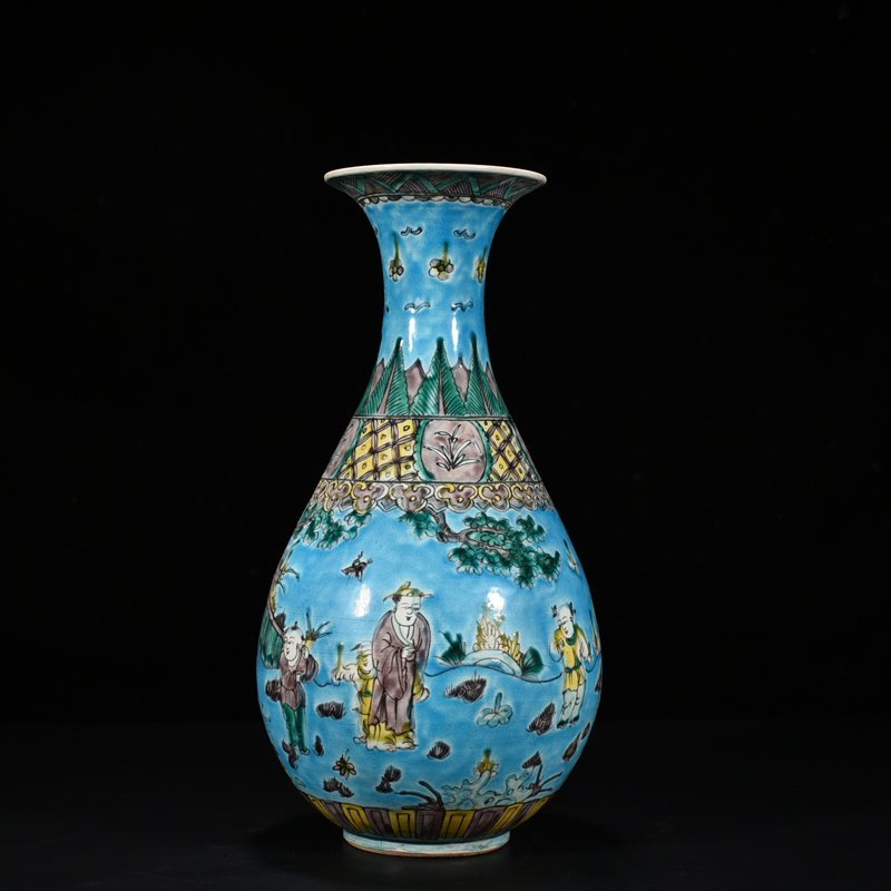 Ming Dynasty Xuande plain three-color figure jade pot spring vase