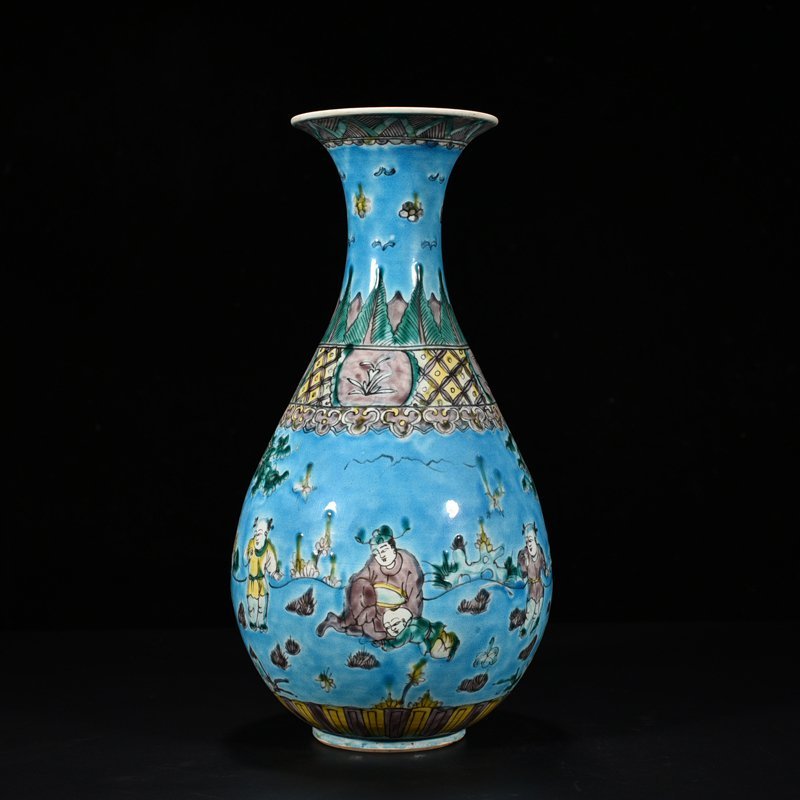 Ming Dynasty Xuande plain three-color figure jade pot spring vase