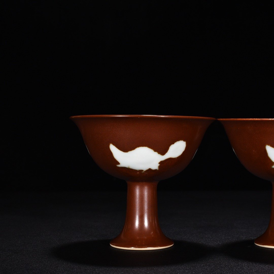 Ming Dynasty Xuande purple gold glaze three-fish goblet
