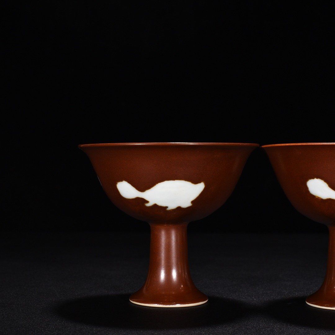 Ming Dynasty Xuande purple gold glaze three-fish goblet