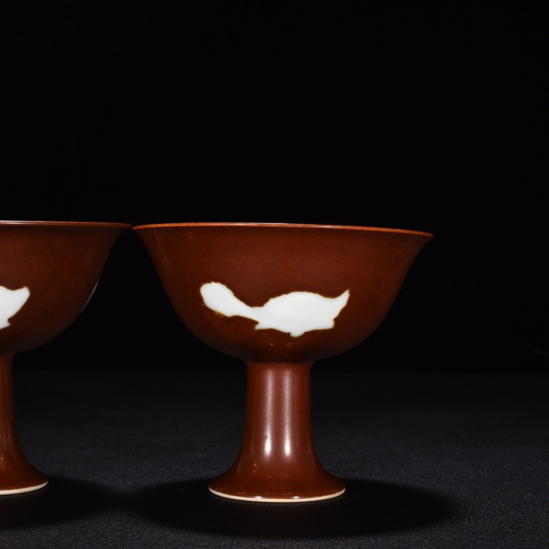 Ming Dynasty Xuande purple gold glaze three-fish goblet