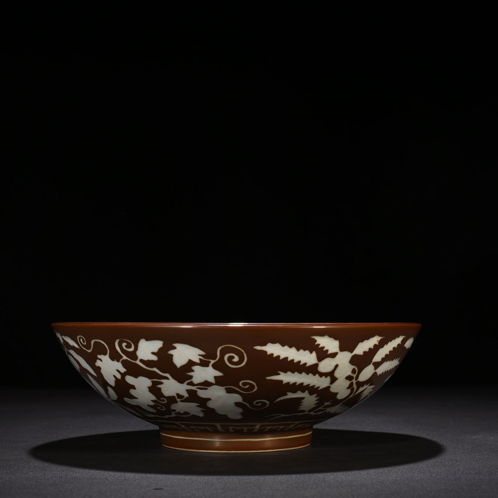 Ming Dynasty Xuande purple gold glaze dice bowl with folded branches