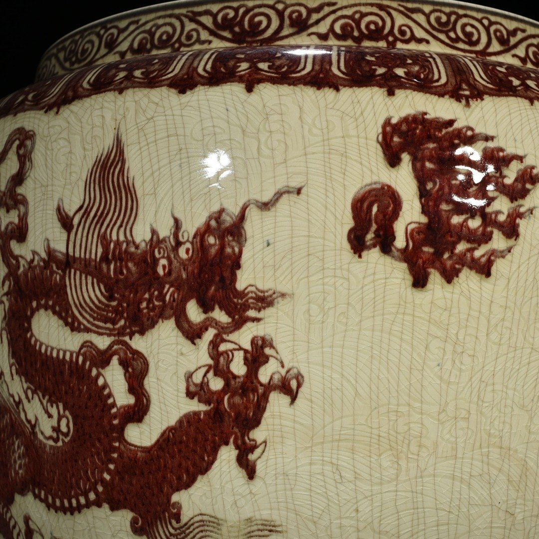 Ming Dynasty Xuande glazed red cloud and dragon pattern large vat