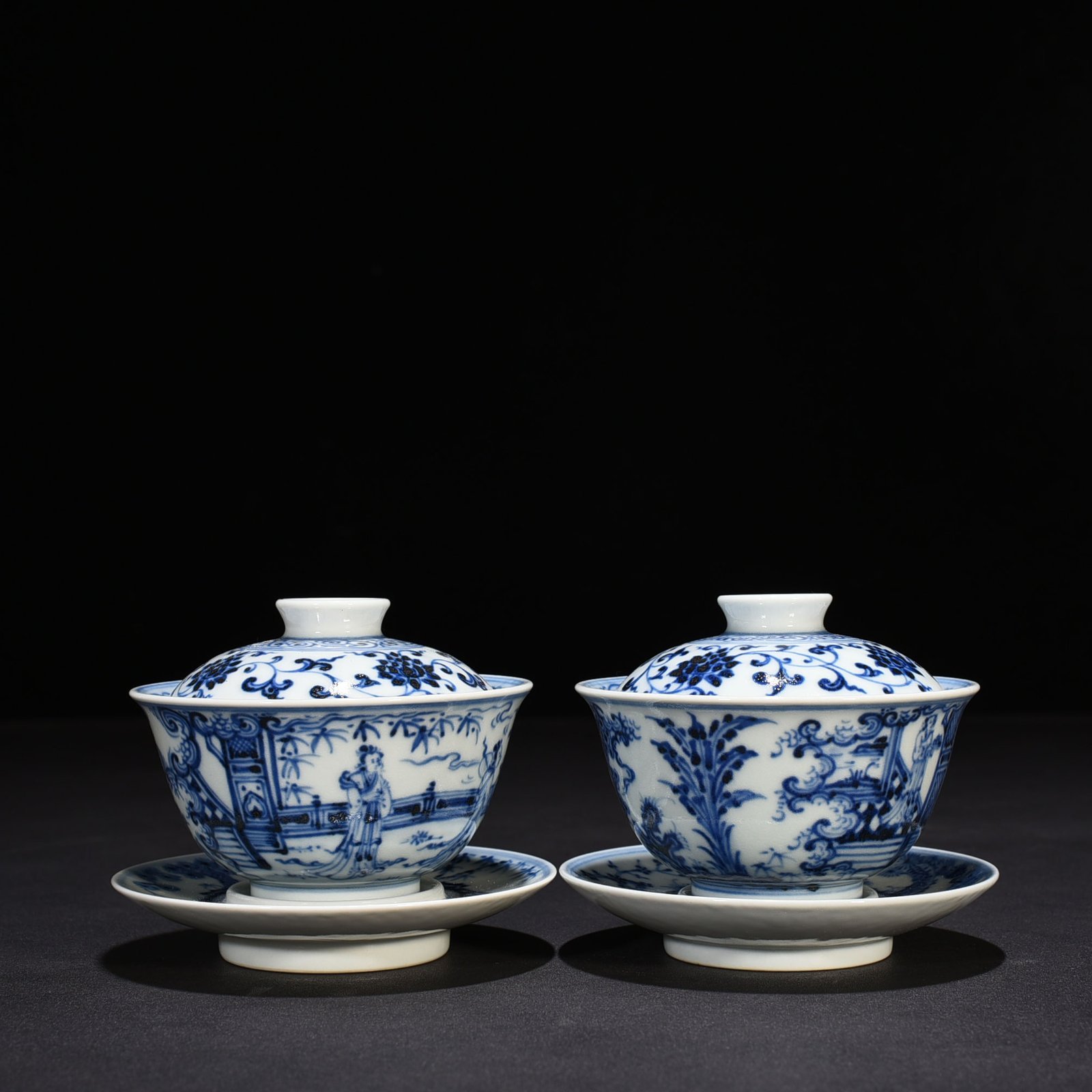 Ming Dynasty Xuande blue and white tureen with figures of ladies