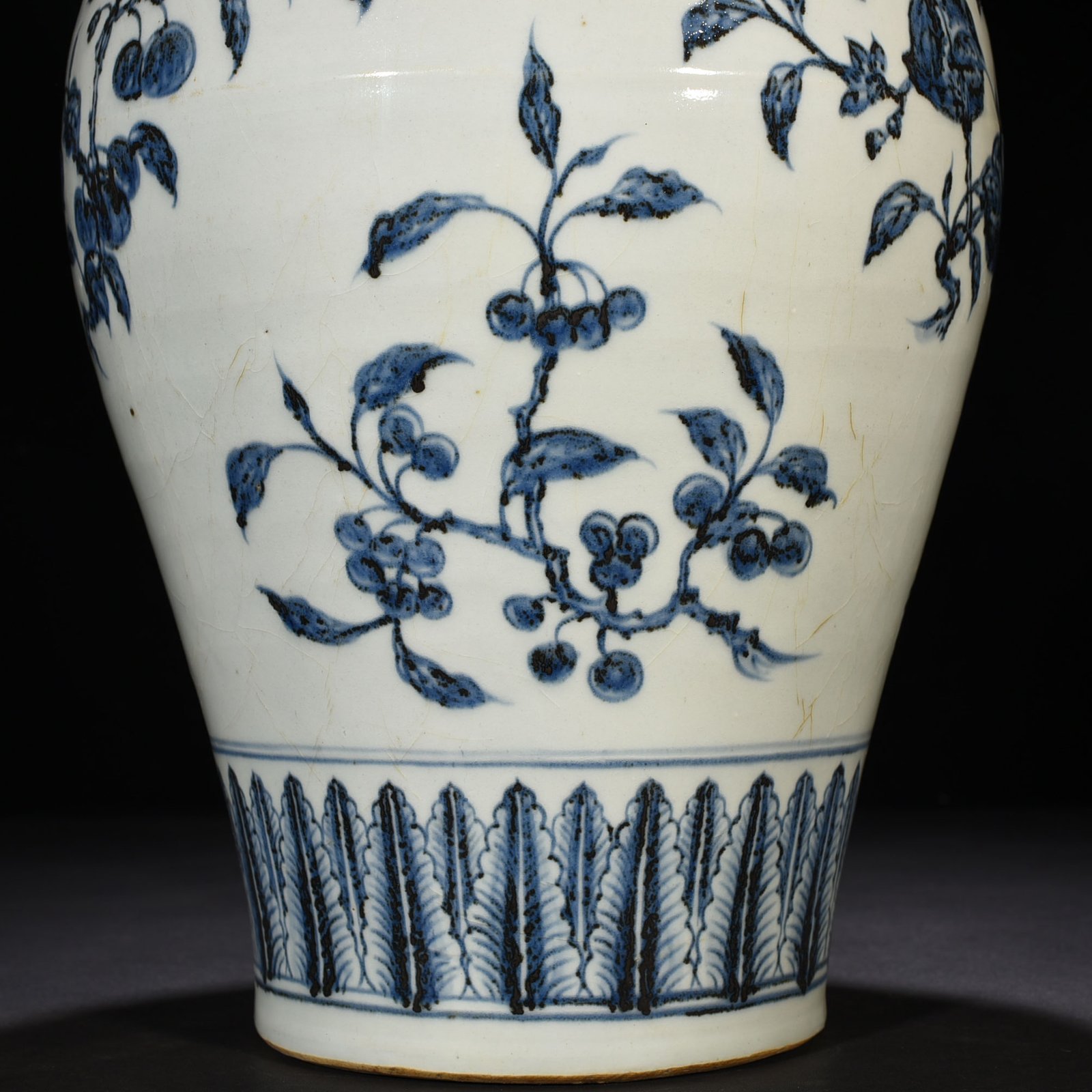 Ming Dynasty Xuande blue and white plum vase with broken branches flowers and fruits