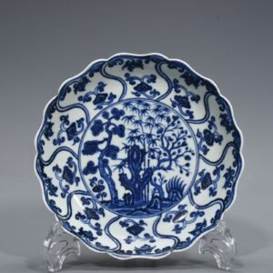 Ming Dynasty Xuande blue and white pine bamboo and plum pattern plate