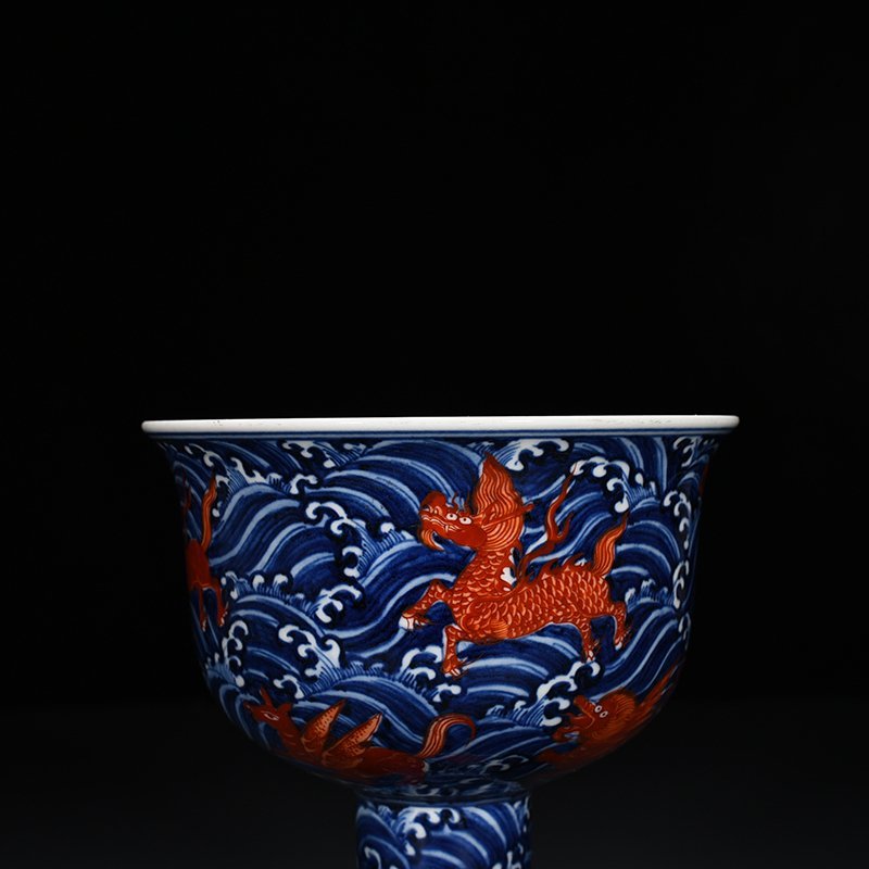 Ming Dynasty Xuande Blue and White Sea of ​​Eight Monsters and Sea Beasts Goblet