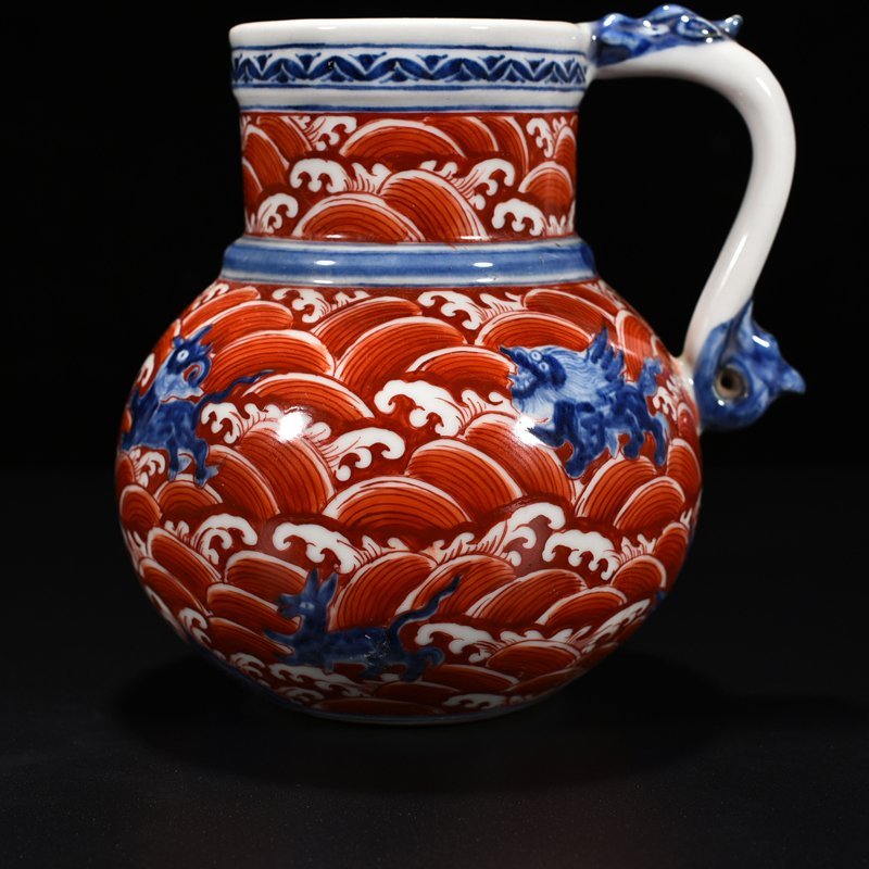 Ming Dynasty Xuande blue and white alum red sea eight monsters and sea animals flower water