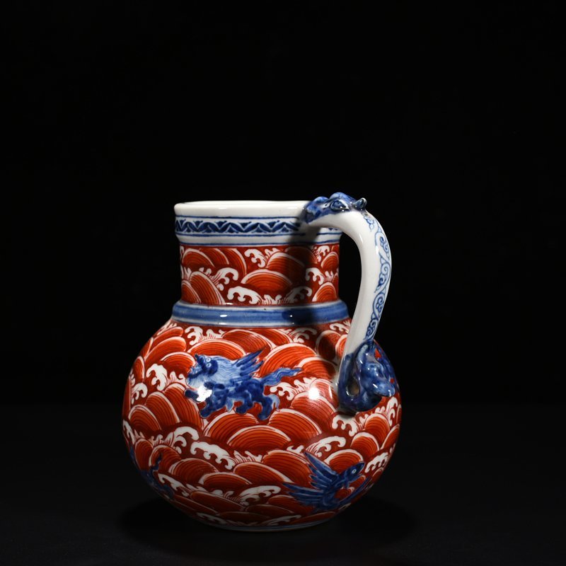 Ming Dynasty Xuande blue and white alum red sea eight monsters and sea animals flower water