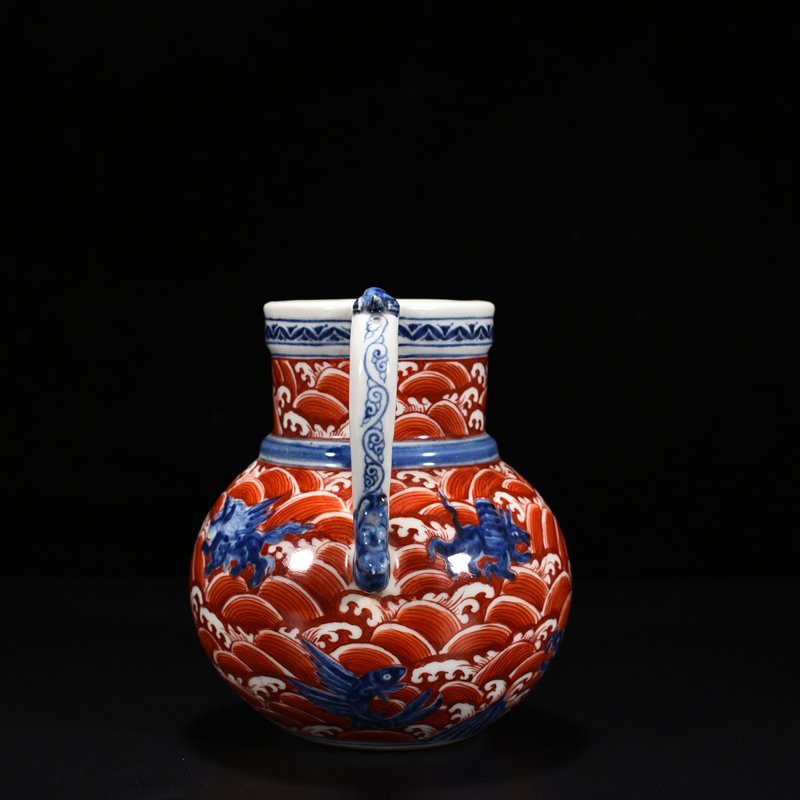 Ming Dynasty Xuande blue and white alum red sea eight monsters and sea animals flower water