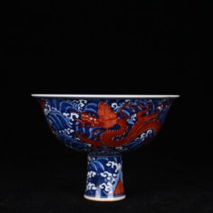 Ming Dynasty Xuande blue and white alum red dragon pattern stem bowl