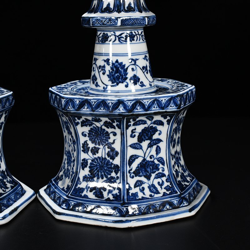 Ming Dynasty Xuande blue and white candlestick with entwining branches and floral pattern