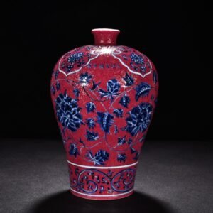 Ming Dynasty Xuande blue and white rouge red rolled flower pattern plum vase