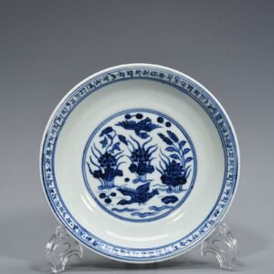 Ming Dynasty Xuande blue and white lotus pond plate with mandarin duck pattern